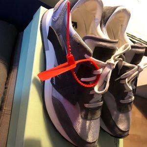 Off white runners